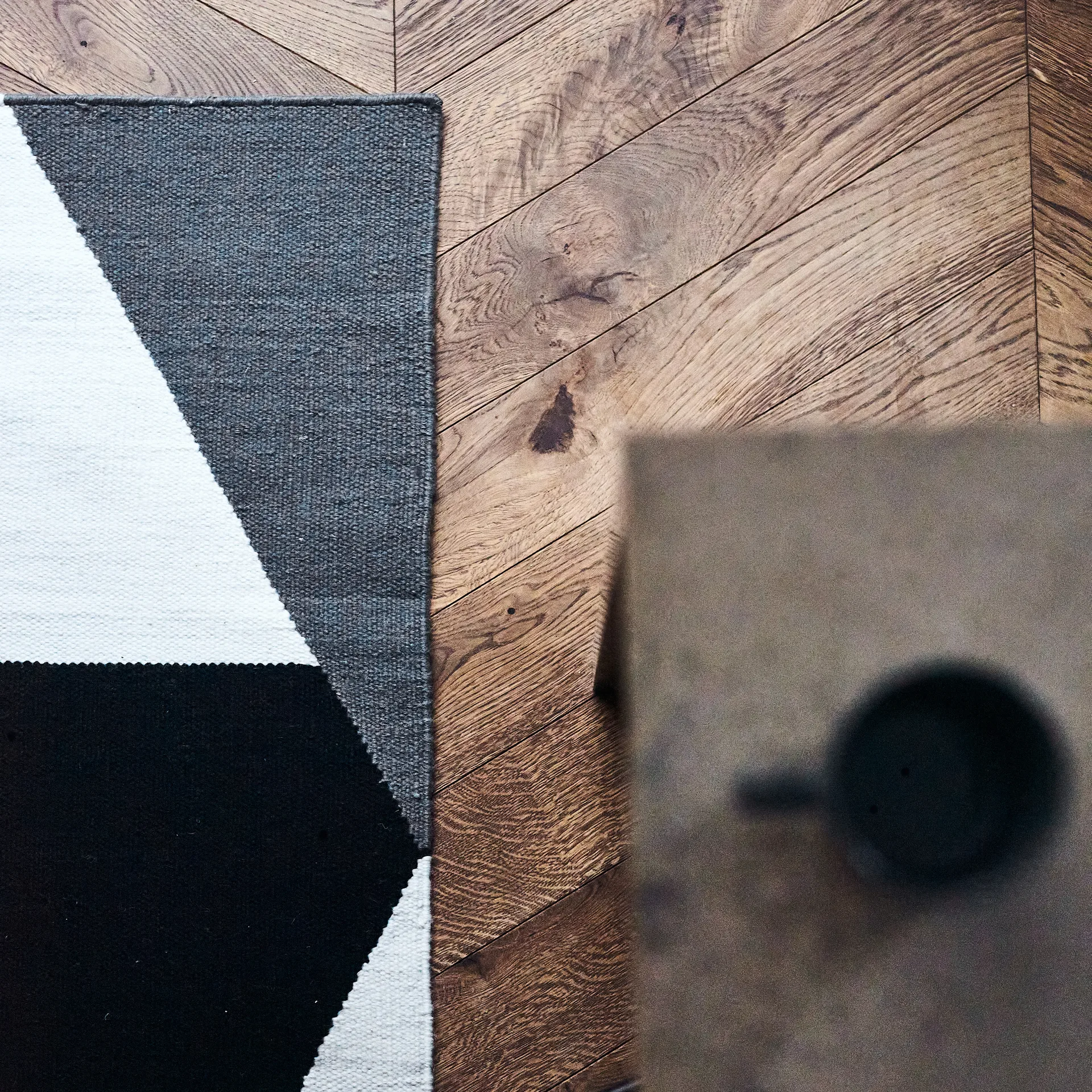 Tapis Kelim Stripes blocks noir, 80x240 cm NJRD