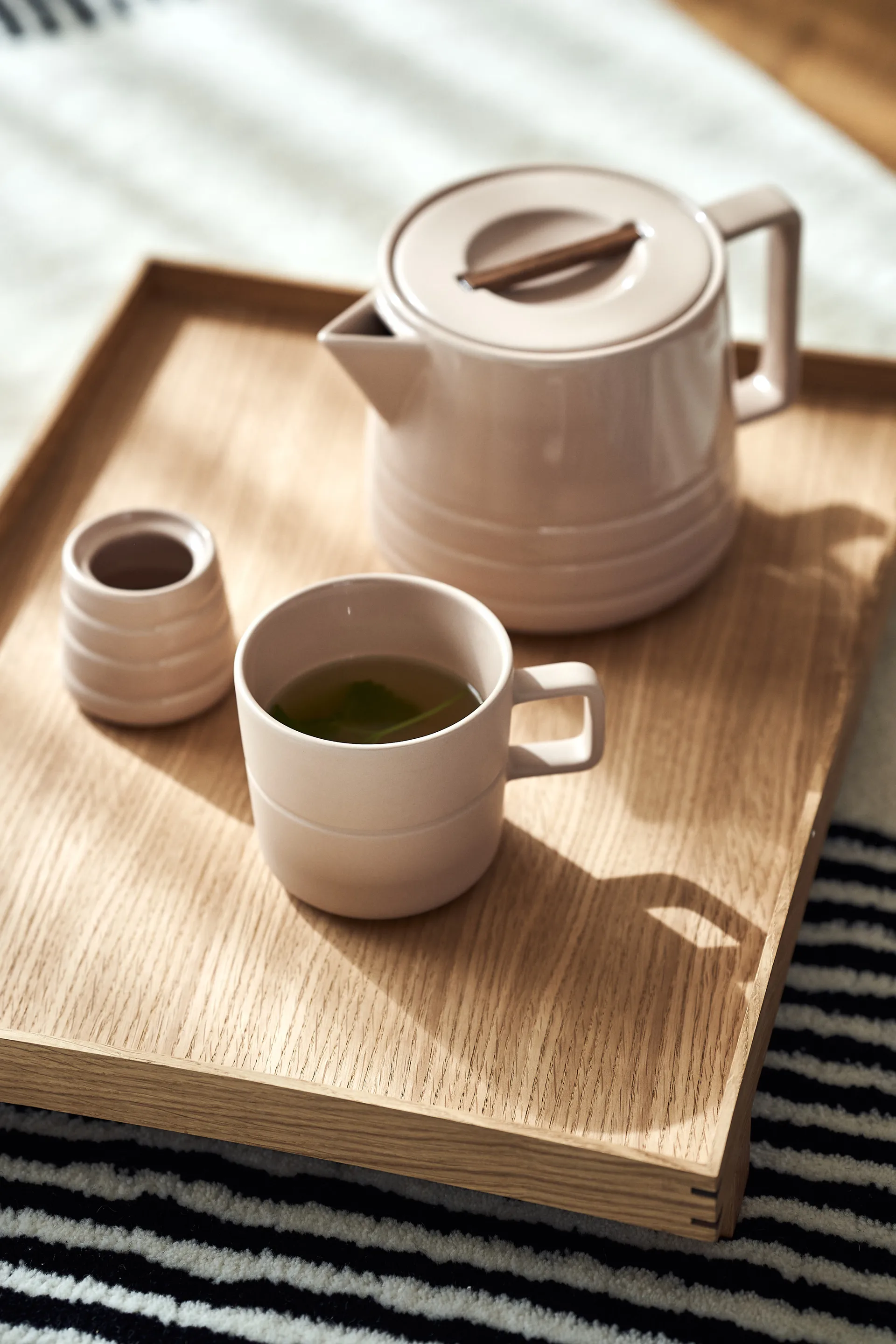 Théière Lines 1,5 litre, Beige NJRD