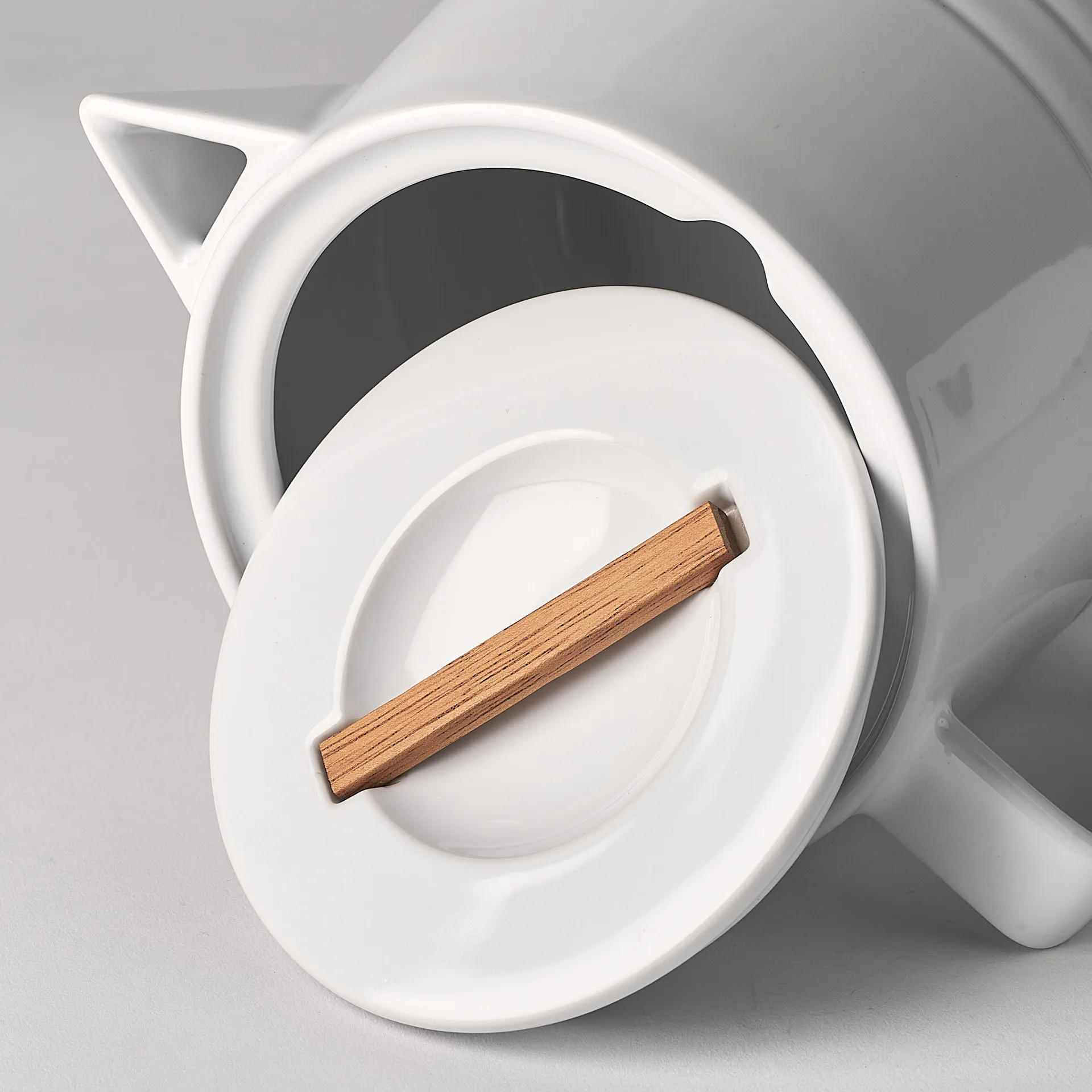 Théière Lines 1,5 litre, Blanc NJRD