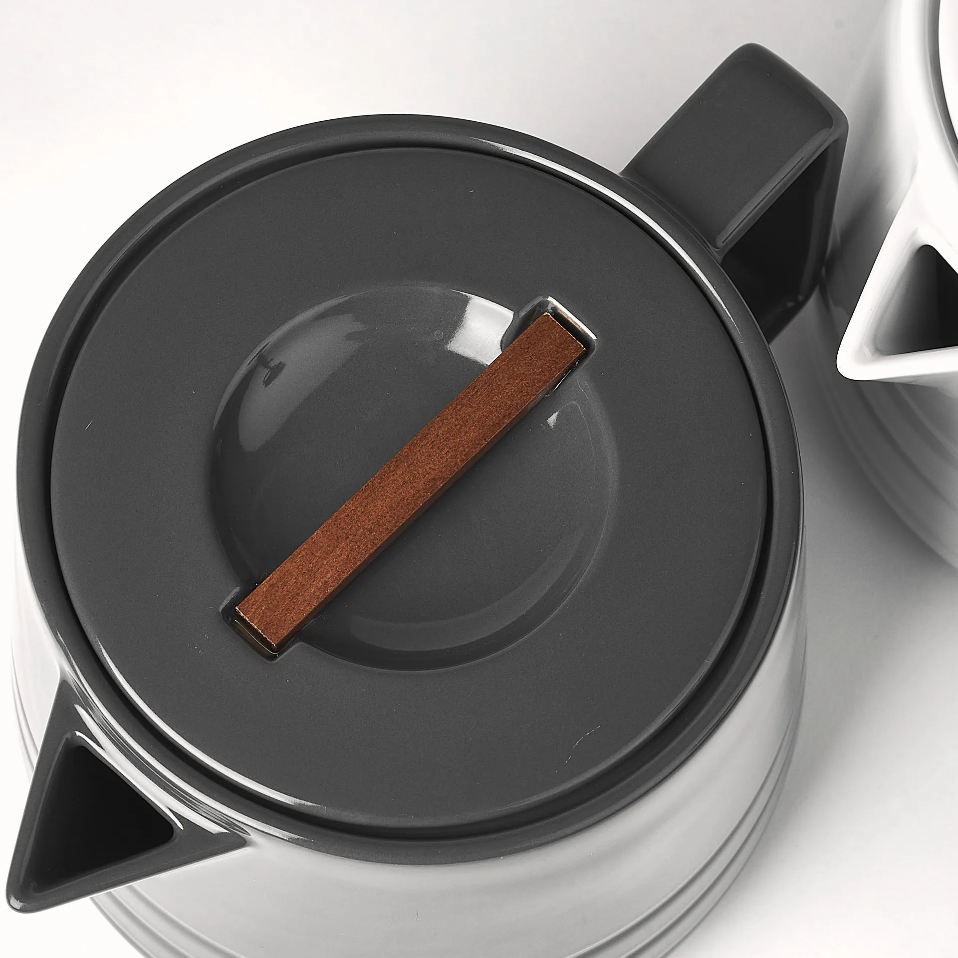 Théière Lines 1,5 litre, Gris foncé NJRD