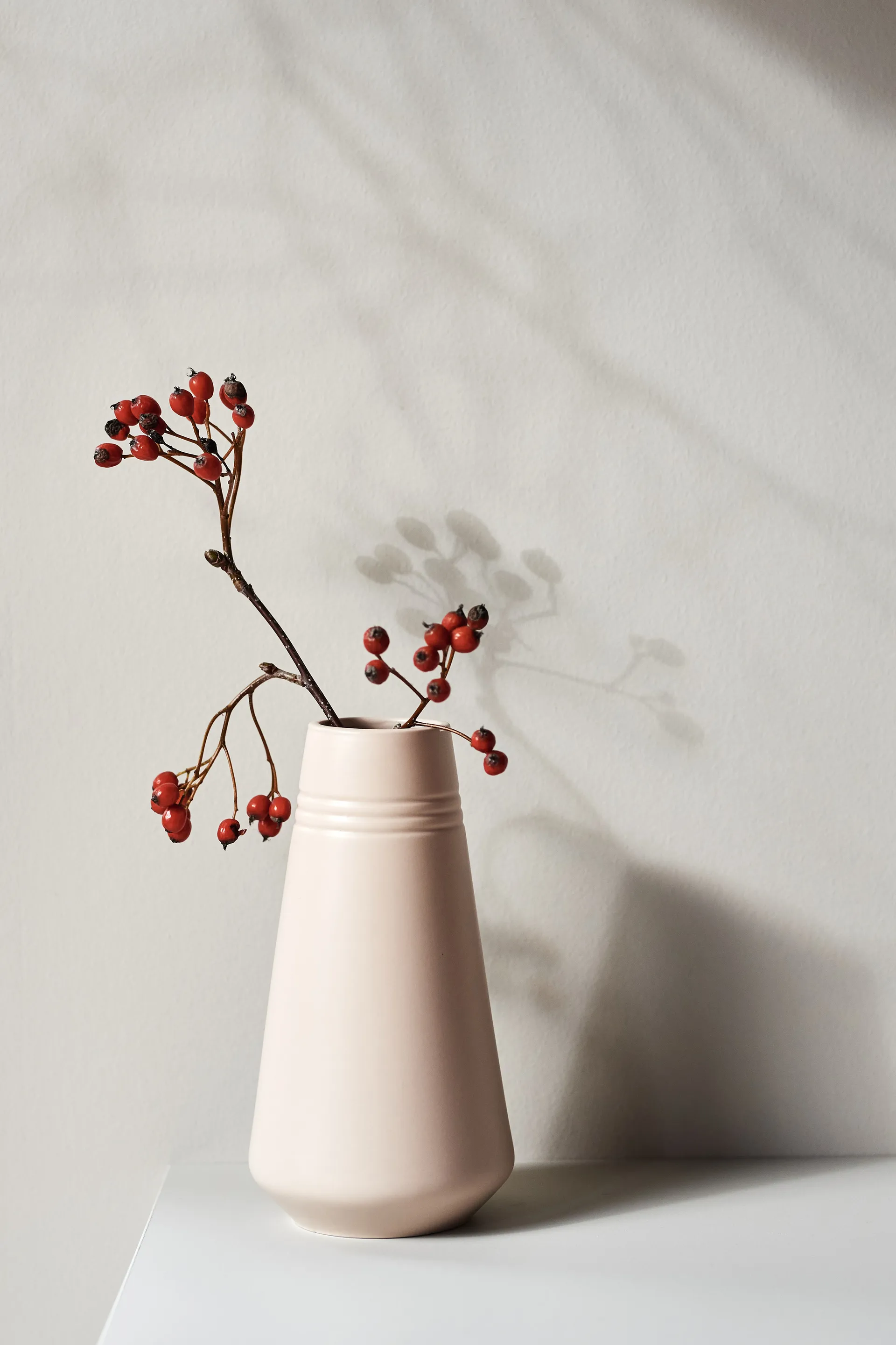 Vase Lines 22 cm, Beige NJRD