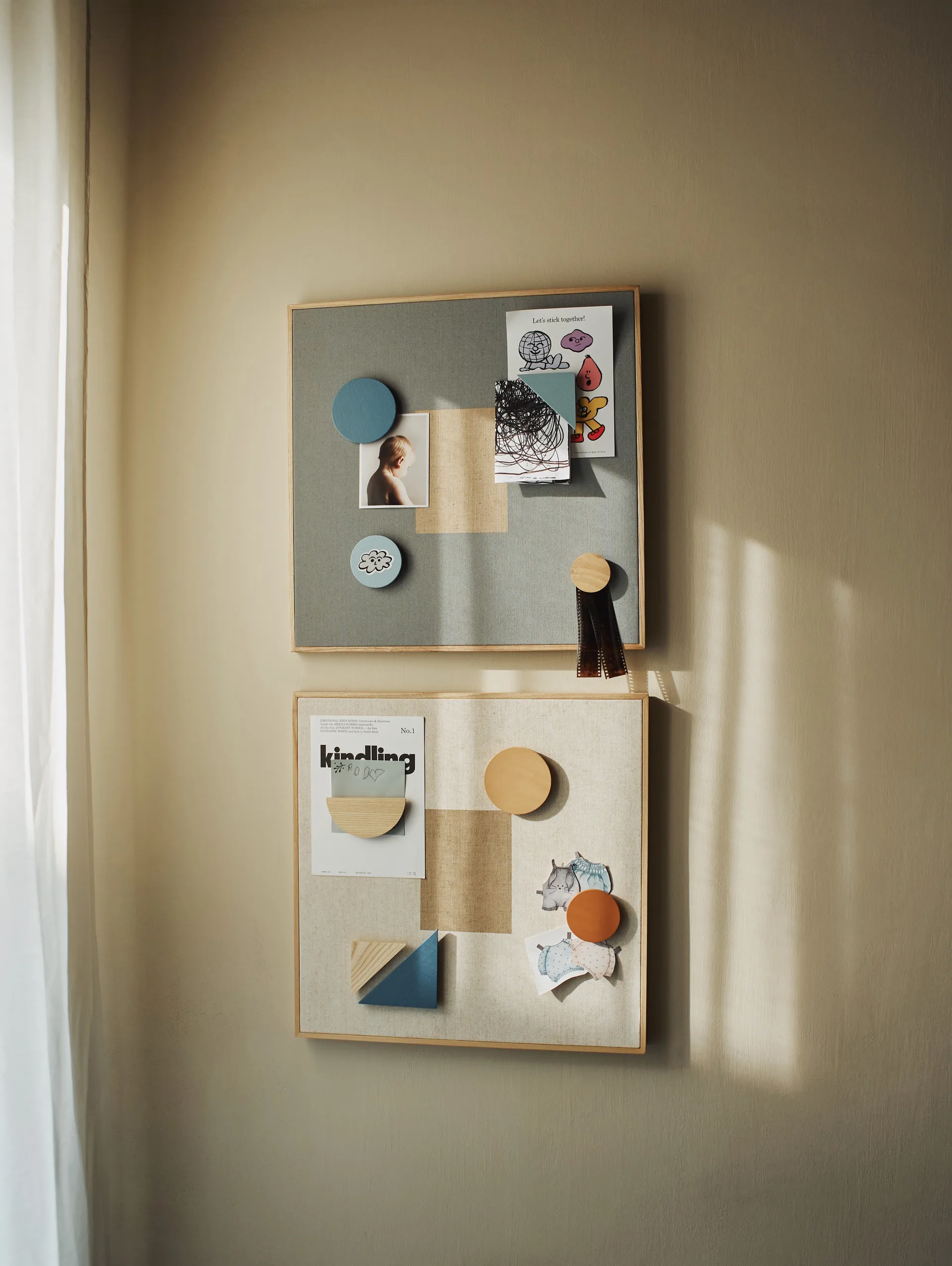 Tableau d'affichage Noticeboard + 3 aimants, Sand Nofred
