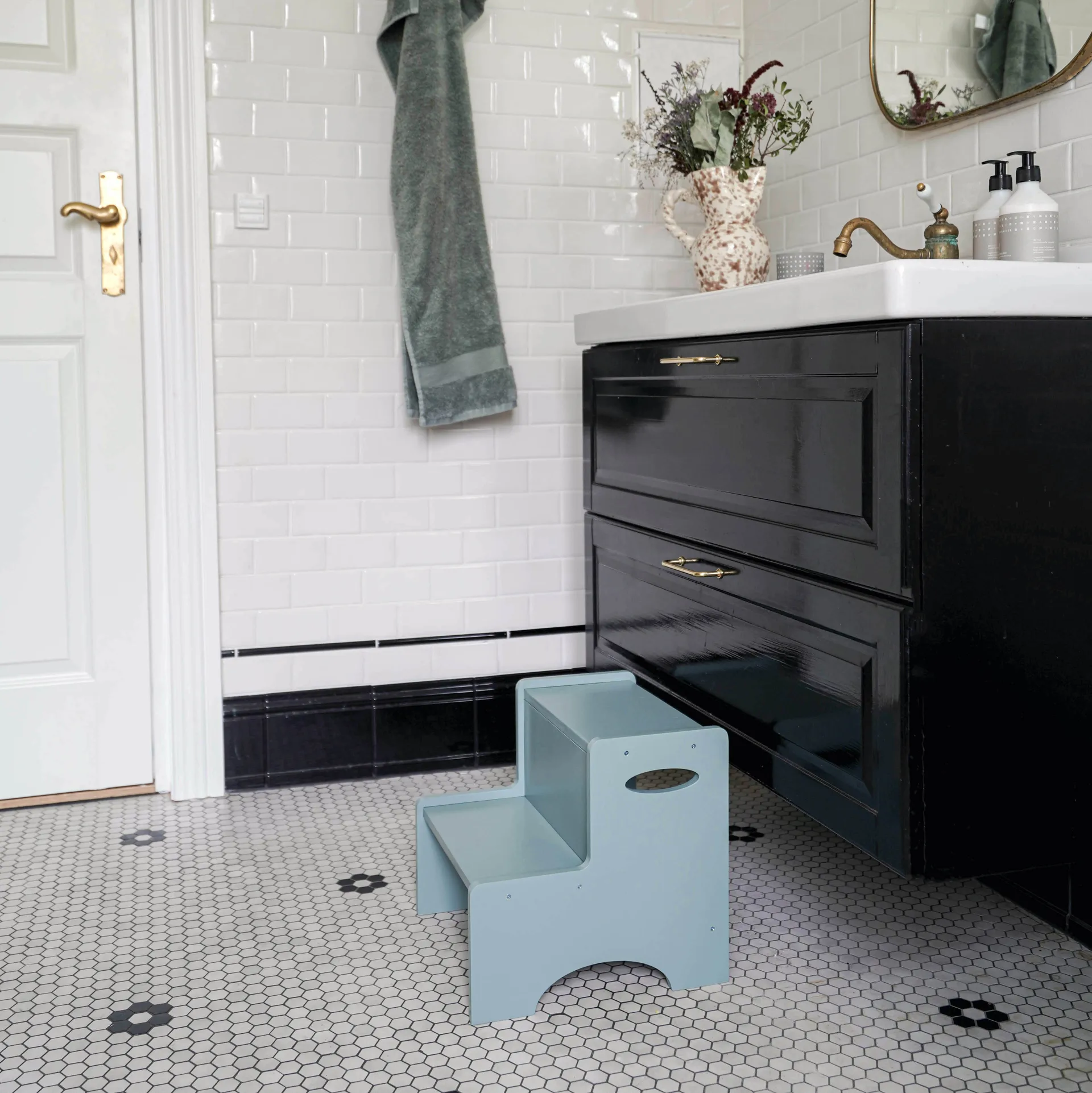 Tabouret pour enfants Step Up, Vert olive Nofred