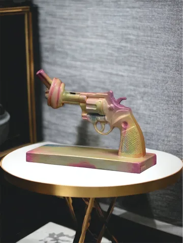 Acne for Peace sculpture 40 cm - Multi - Non Violence