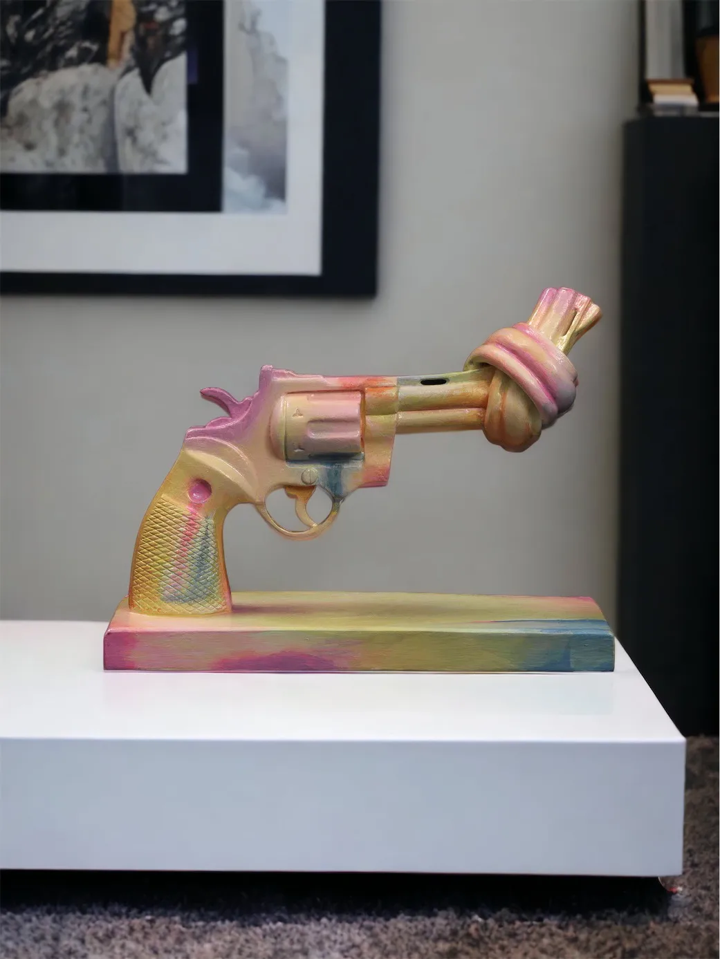 Acne for Peace sculpture 40 cm, Multi Non Violence