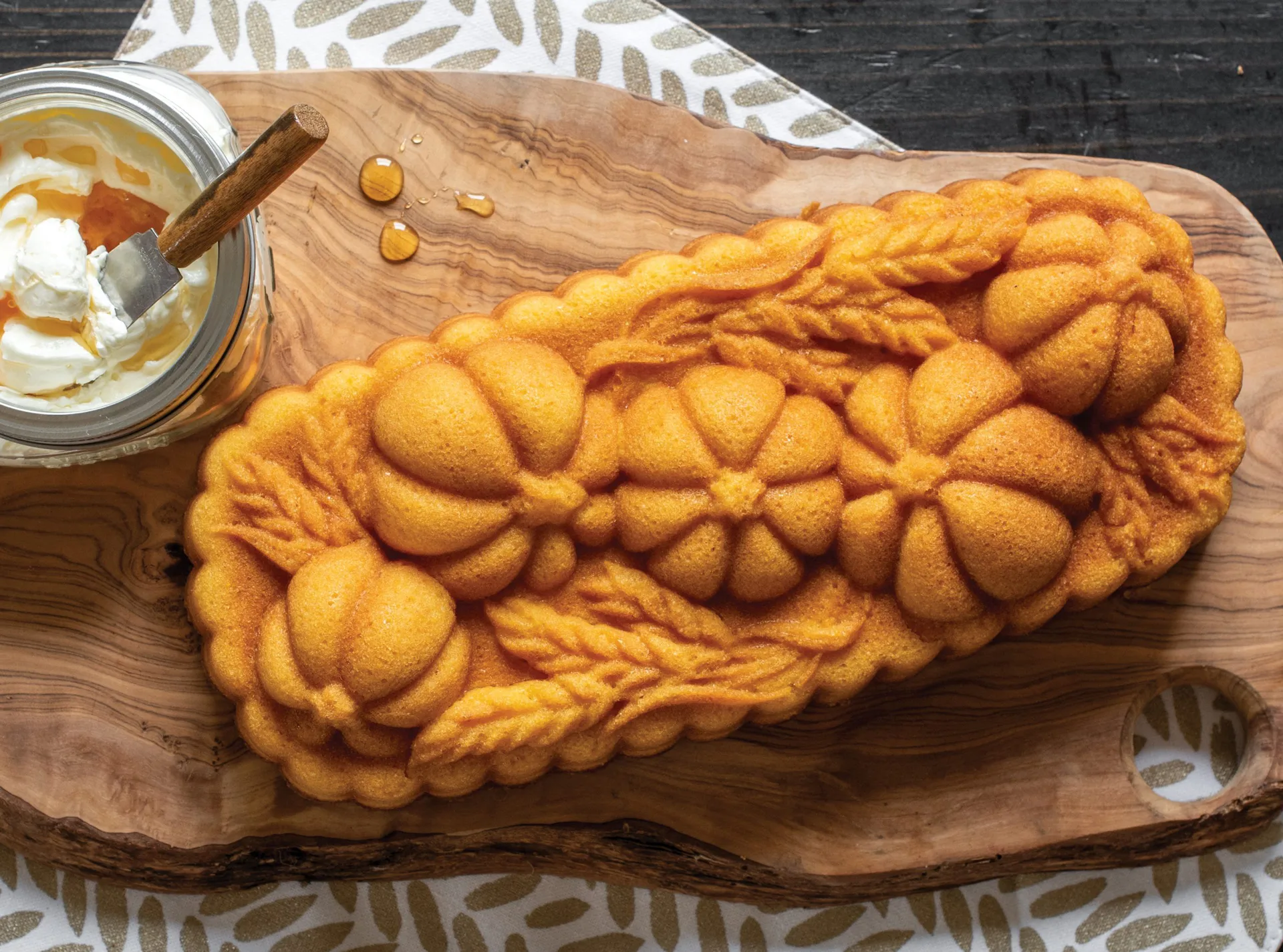 Moule à pain Nordic Ware Wheat & Pumpkin 1,4 L, Bronze Nordic Ware