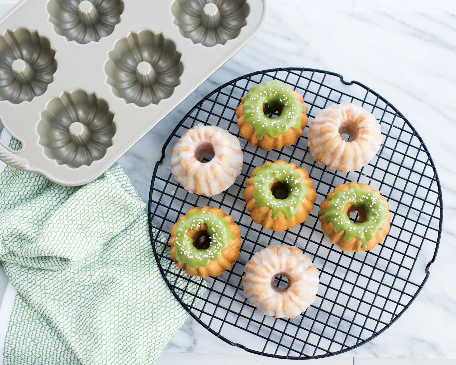 Moule Anniversary Bundtlette Nordic Ware argenté, 1,1 L Nordic Ware