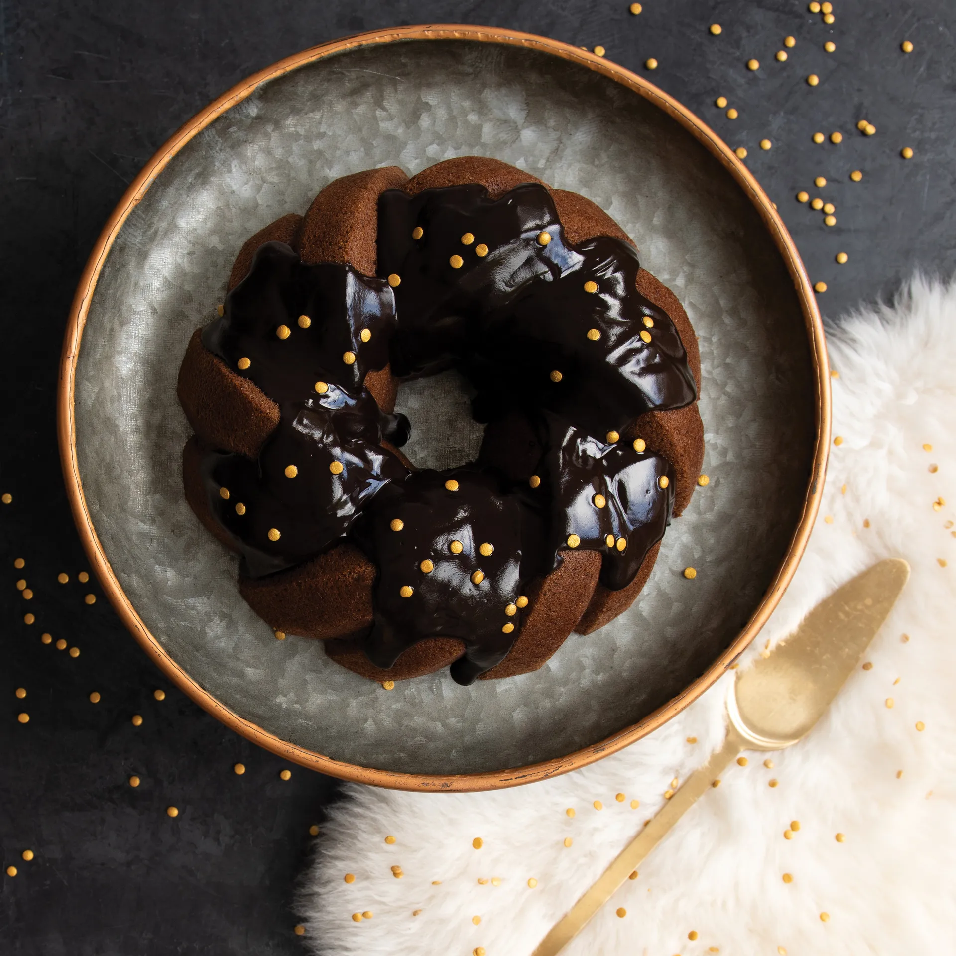 Nordic Ware 75th Anniversary moule à gâteau bundt tressé, 2,4 L Nordic Ware