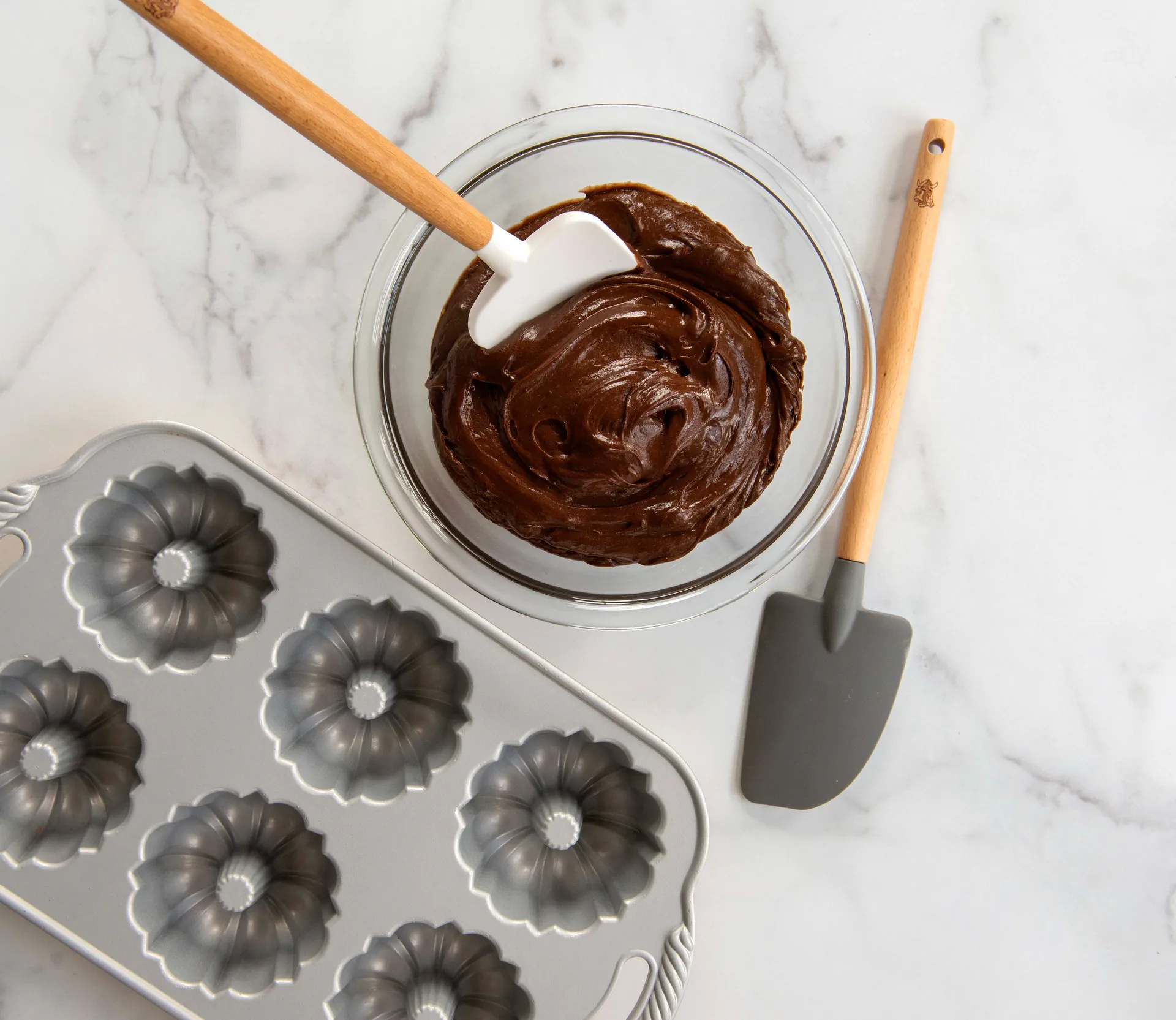 Nordic Ware maryse en bois de hêtre lot de 2, Noir, blanc Nordic Ware