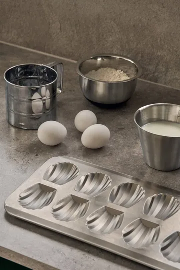Moule à madeleines BAKE - Acier inoxydable, 12 pièces - Nordwik