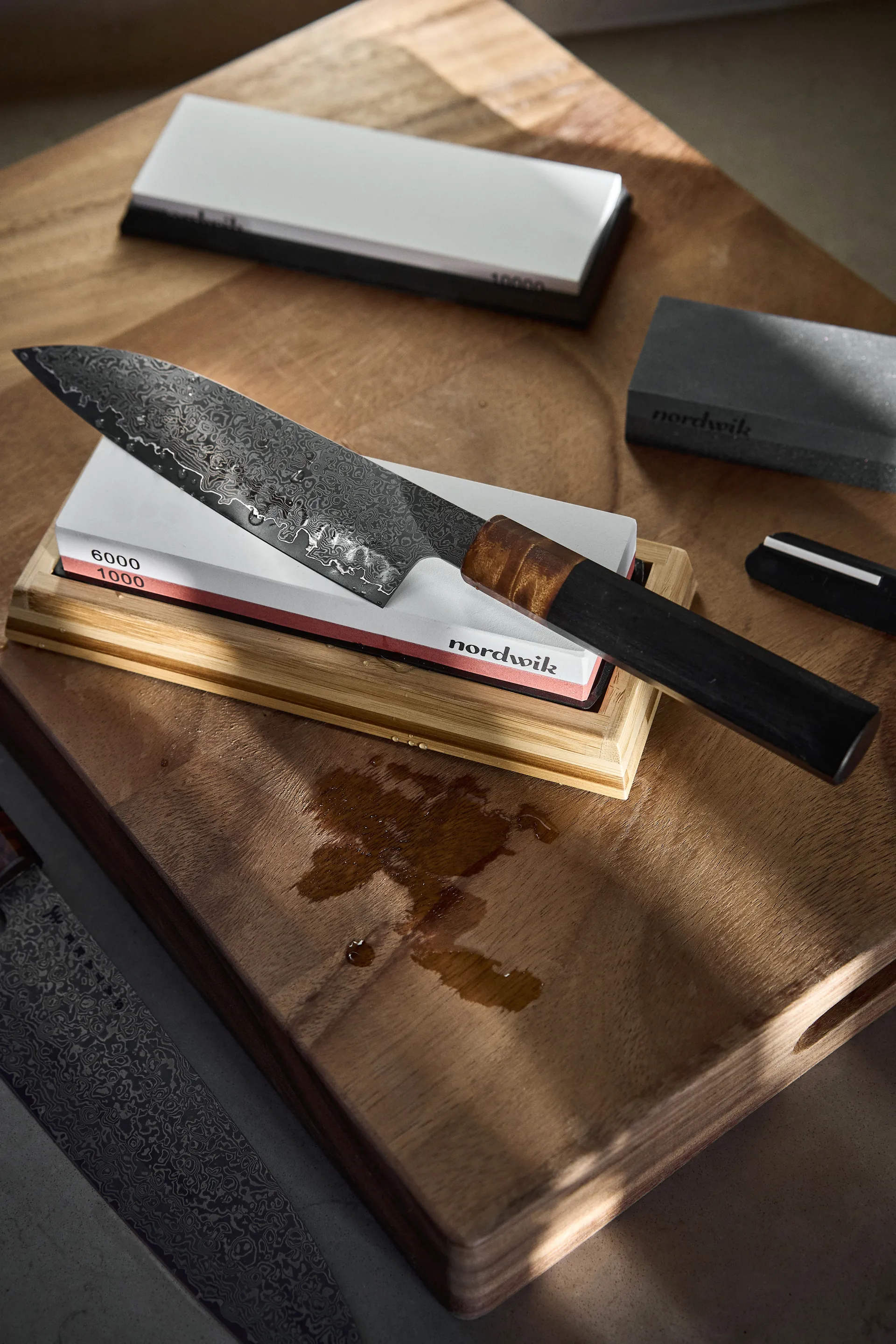 Pierre de broyage humide avec support, 1000/6000 grit Nordwik