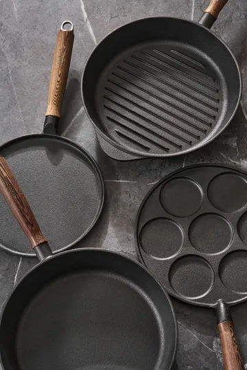 Poêle à blinis en fonte avec poignée en bois Nordwik - 25,5 cm - Nordwik