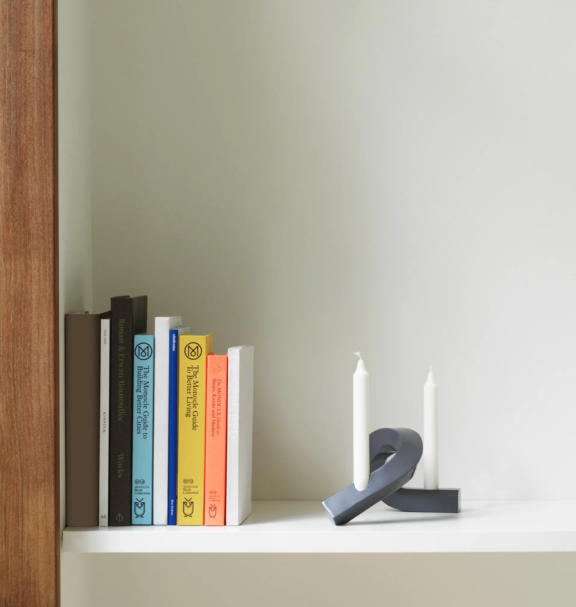 Bougeoir Crooked 2, Grey Normann Copenhagen