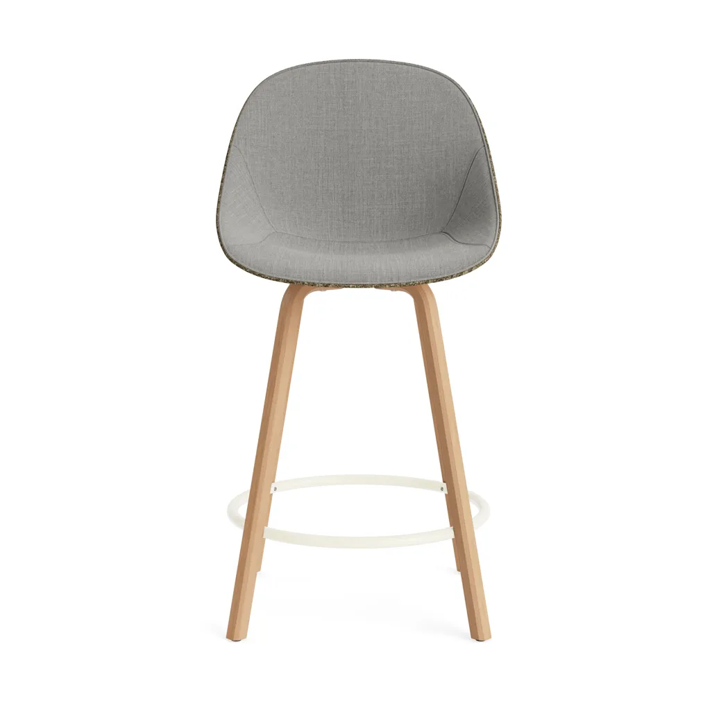 Chaise de bar Mat Bar Chair habillée sur le devant 65 cm, Remix 133-seaweed-beech-cream steel Normann Copenhagen