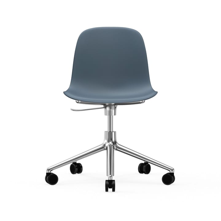 Chaise de bureau Form avec base pivotante, fauteuil de bureau 5W - bleu, aluminium, roulettes - Normann Copenhagen