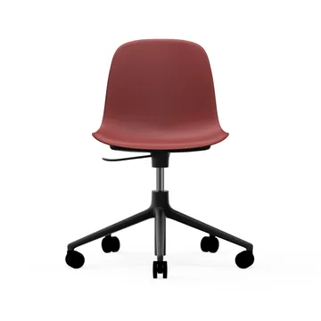 Chaise de bureau Form avec base pivotante, fauteuil de bureau 5W - rouge, aluminium noir, roulettes - Normann Copenhagen