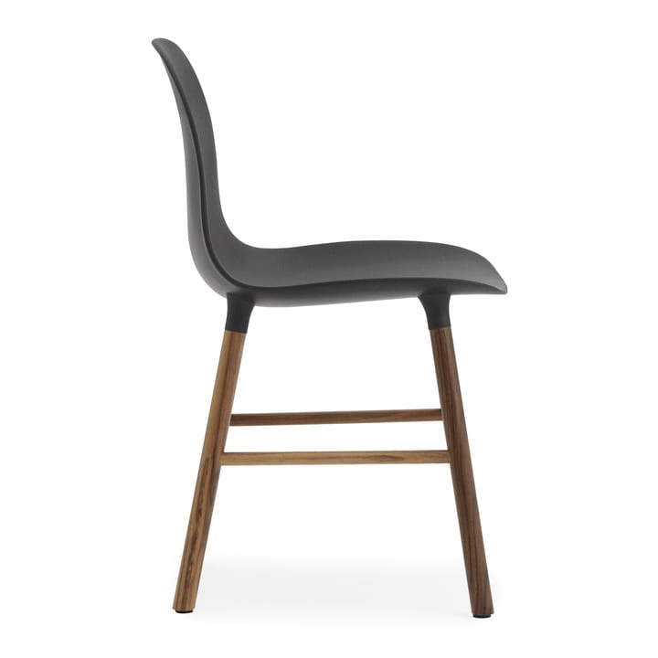 Chaise Form Chair pieds en noyer lot de 2 - noir-noyer - Normann Copenhagen