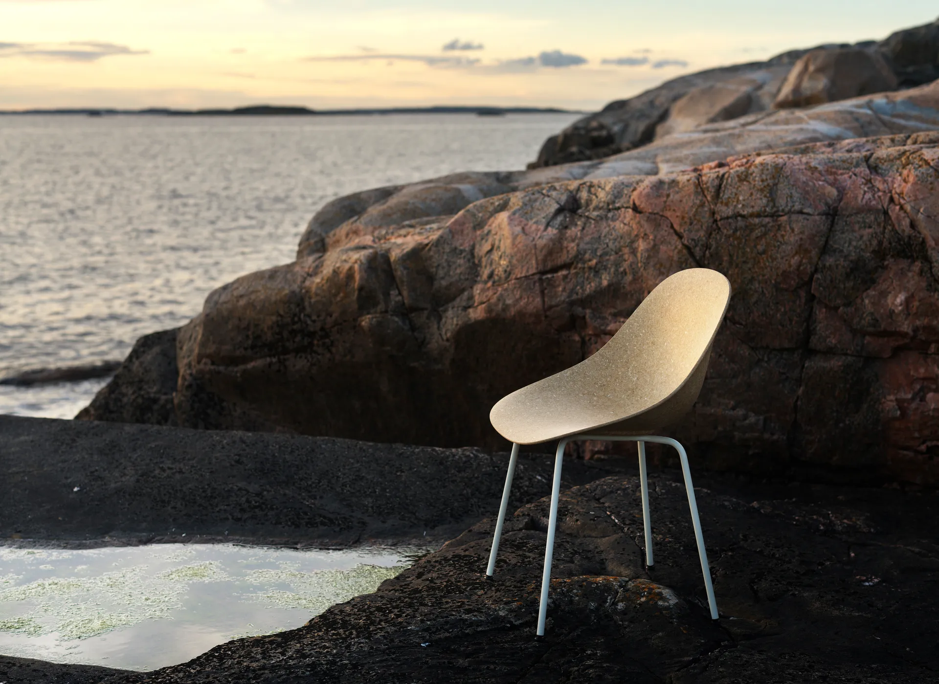 Chaise Mat Chair, Hemp-cream steel Normann Copenhagen