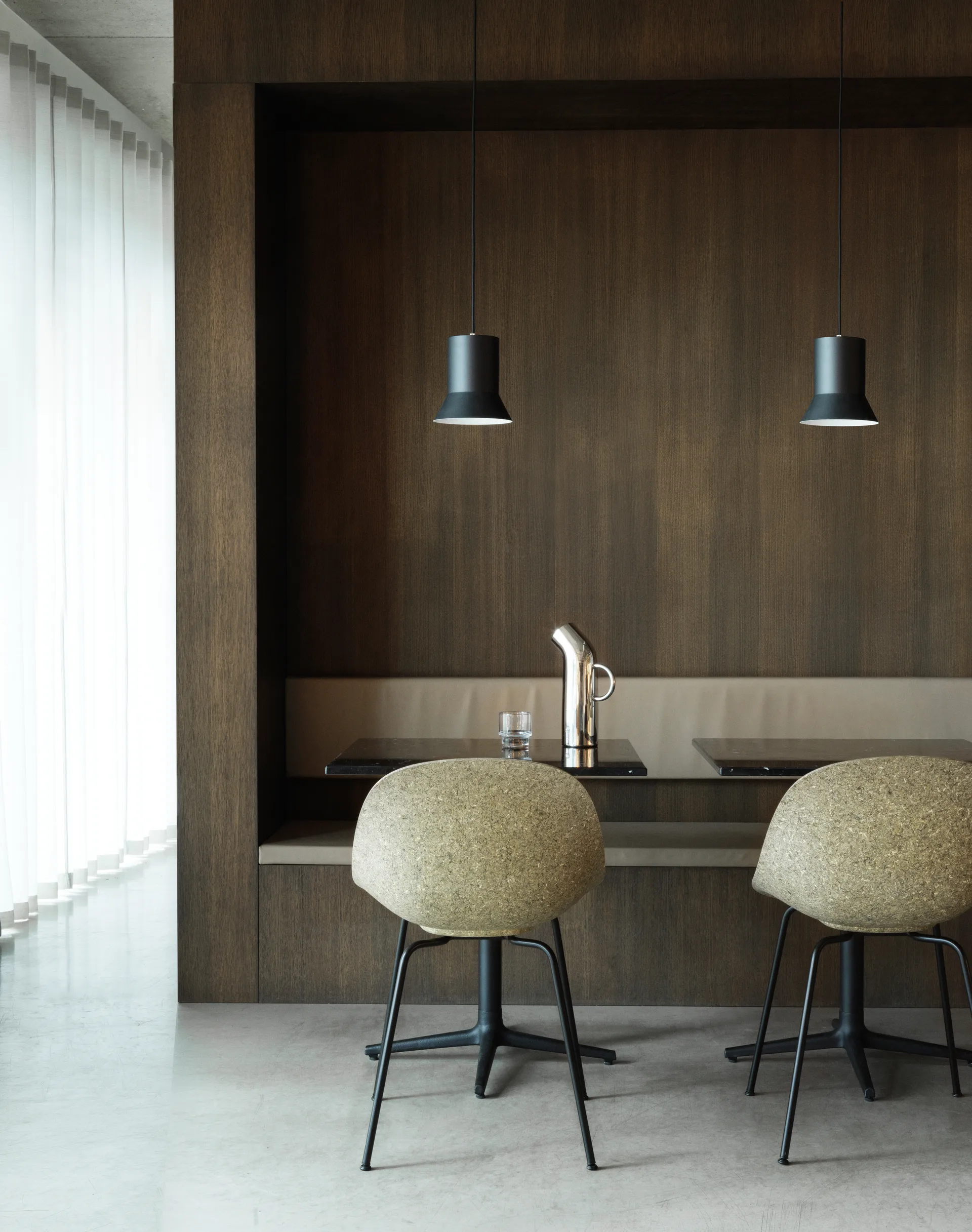 Chaise Mat Chair, Seaweed-black steel Normann Copenhagen