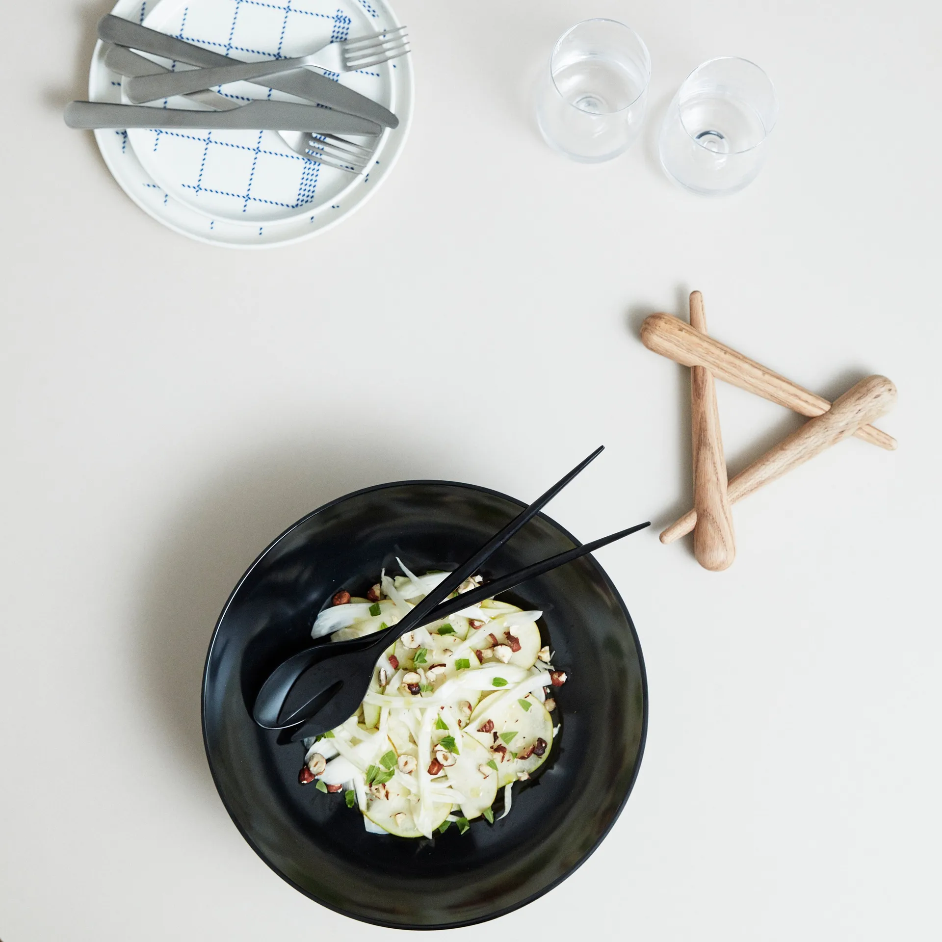 Couverts à salade Krenit, noir Normann Copenhagen
