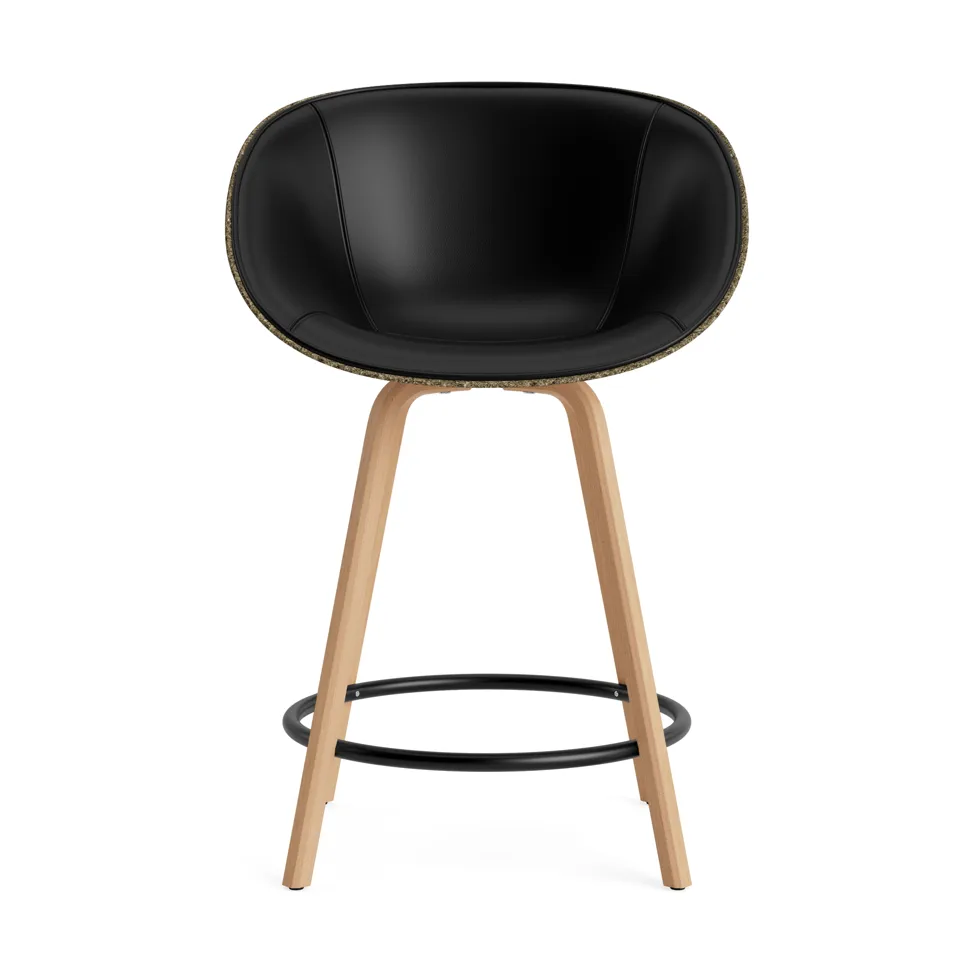 Fauteuil avec accoudoirs Mat Bar Armchair habillé sur le devant 65 cm, Ultra 41599-seaweed-beech-black steel Normann Copenhagen