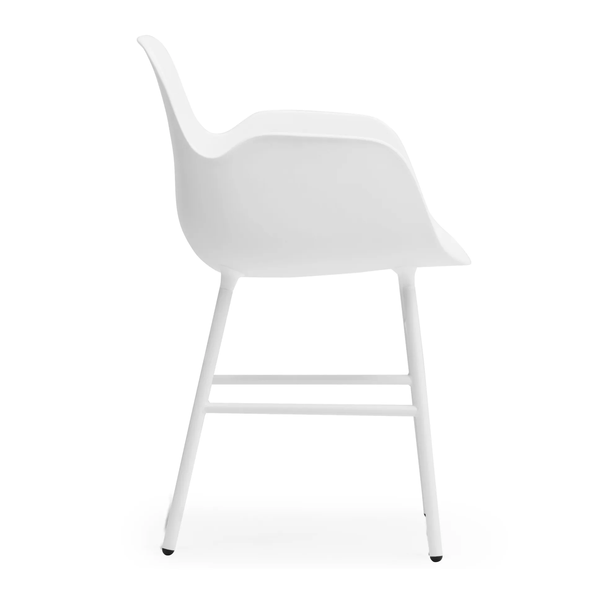 Fauteuil Form pieds en métal, Blanc Normann Copenhagen