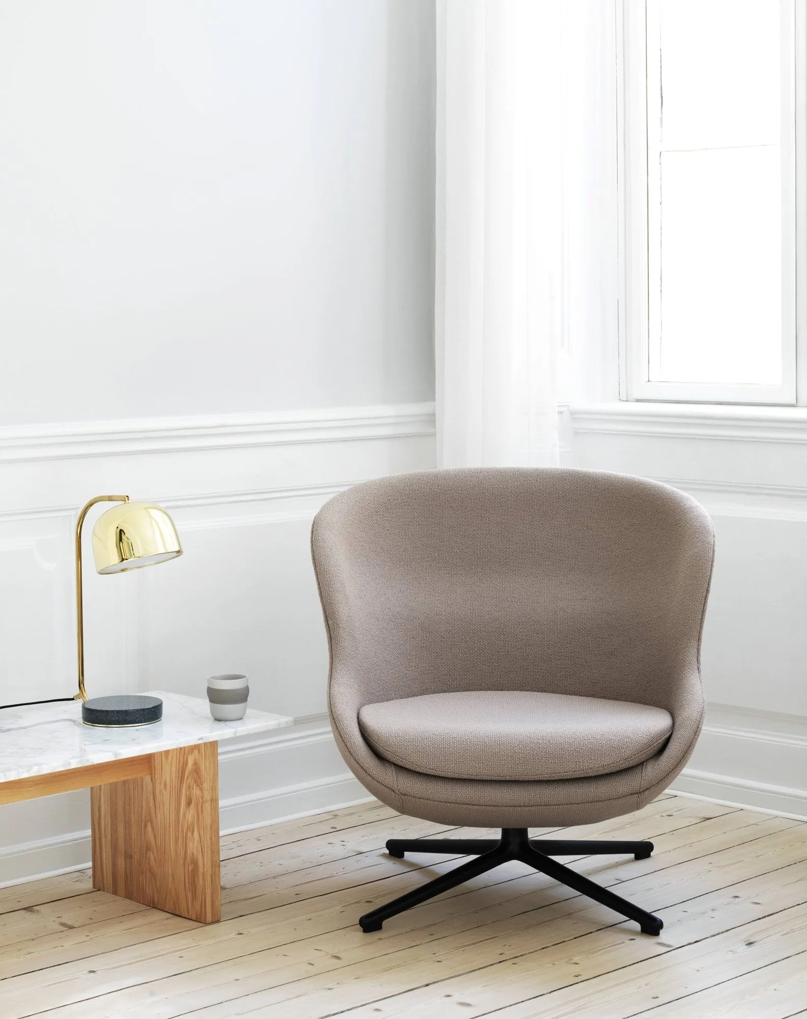 Lampe de table Grant, brass Normann Copenhagen