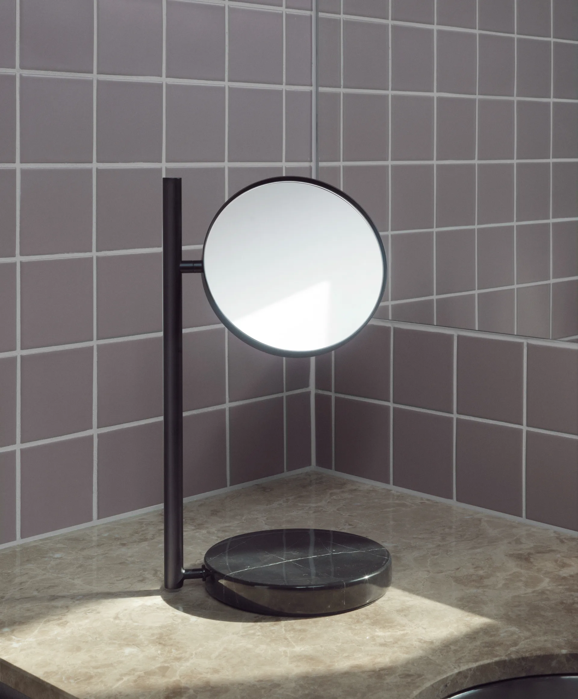 Miroir de table double face Pose 21x39 cm, Noir Normann Copenhagen