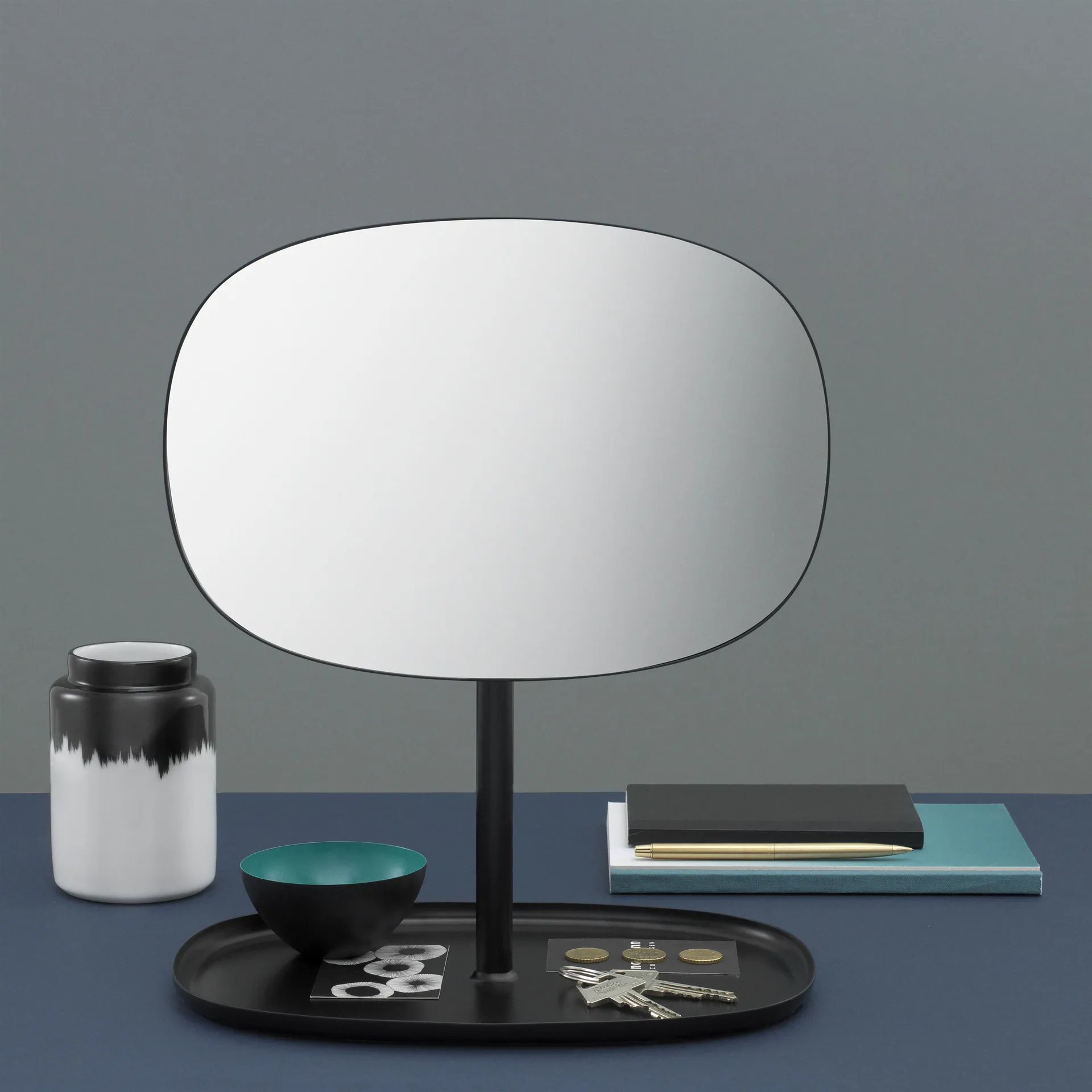 Miroir Flip, noir Normann Copenhagen