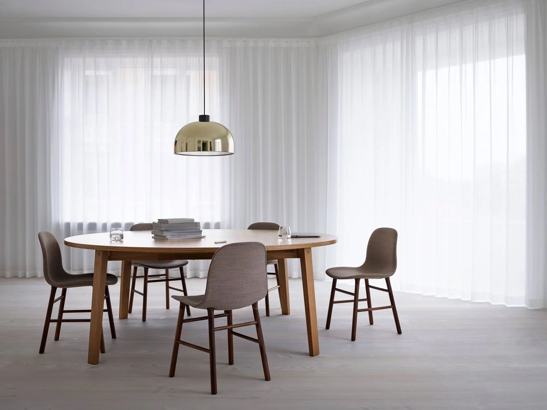 Suspension Grant, brass, grand - acier, granit Normann Copenhagen