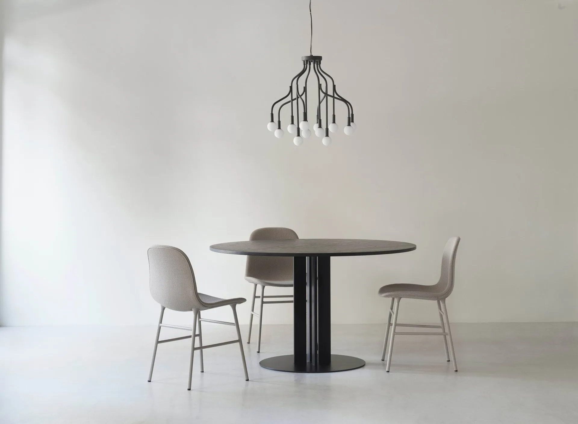 Suspension Vekst petite, Noir Normann Copenhagen