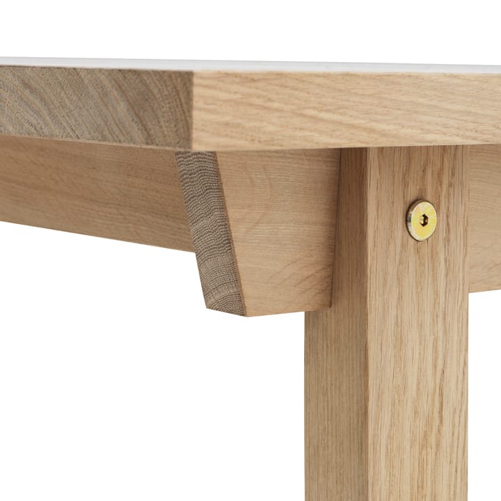 Table à manger Slice, chêne savonné, plateau 3 parties Normann Copenhagen