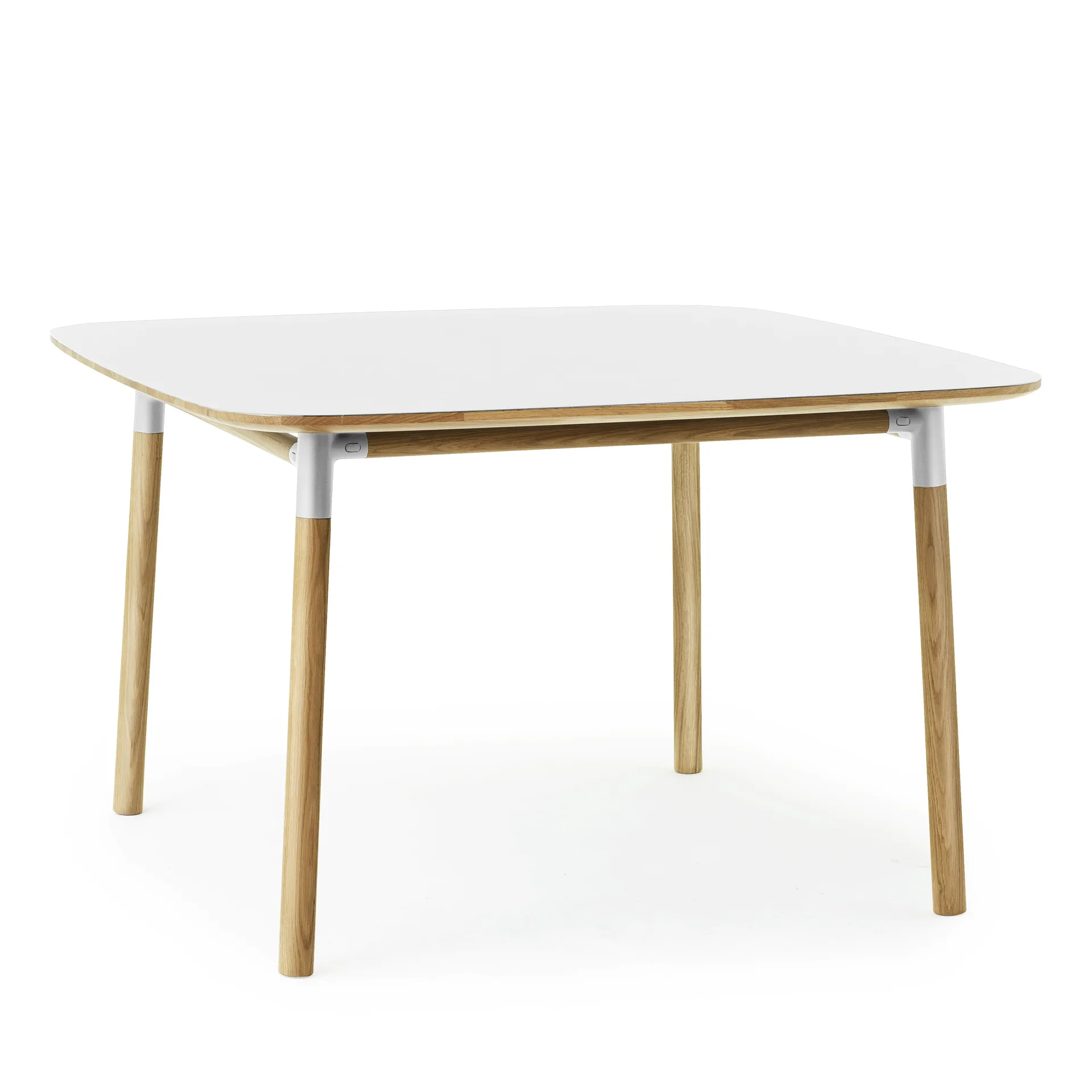 Table Form 120x120 cm, Blanc Normann Copenhagen