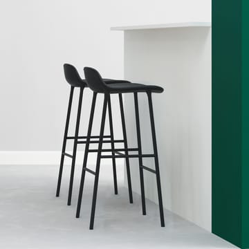 Tabouret de bar Form haut - red, pieds en acier laqué rouge - Normann Copenhagen