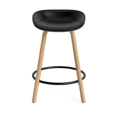 Tabouret de bar Mat Barstool habillé sur le devant 65 cm - Ultra 41599-seaweed-beech-black steel - Normann Copenhagen
