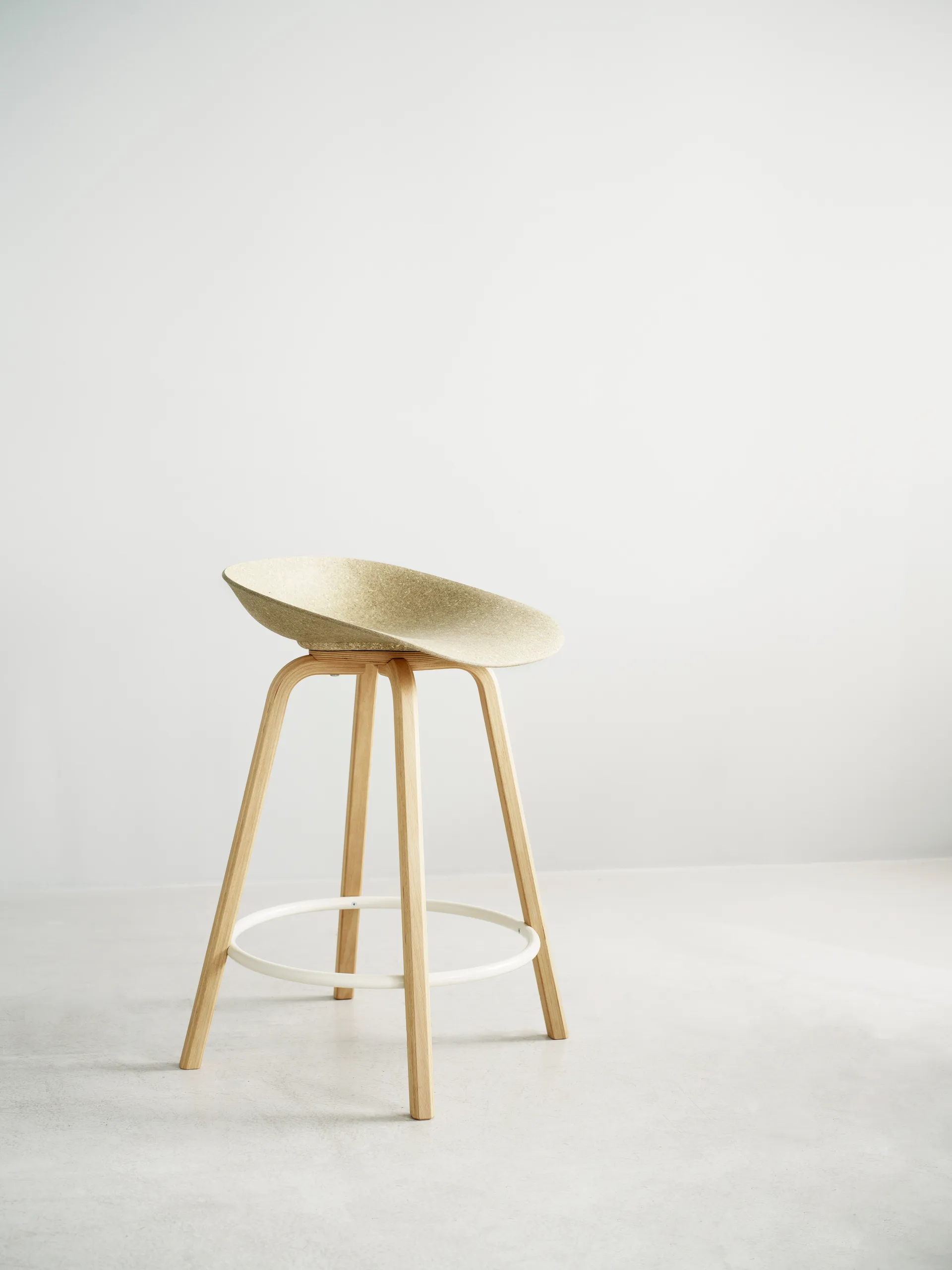 Tabouret Mat Barstool 65 cm, Hemp-hêtre-crème acier Normann Copenhagen