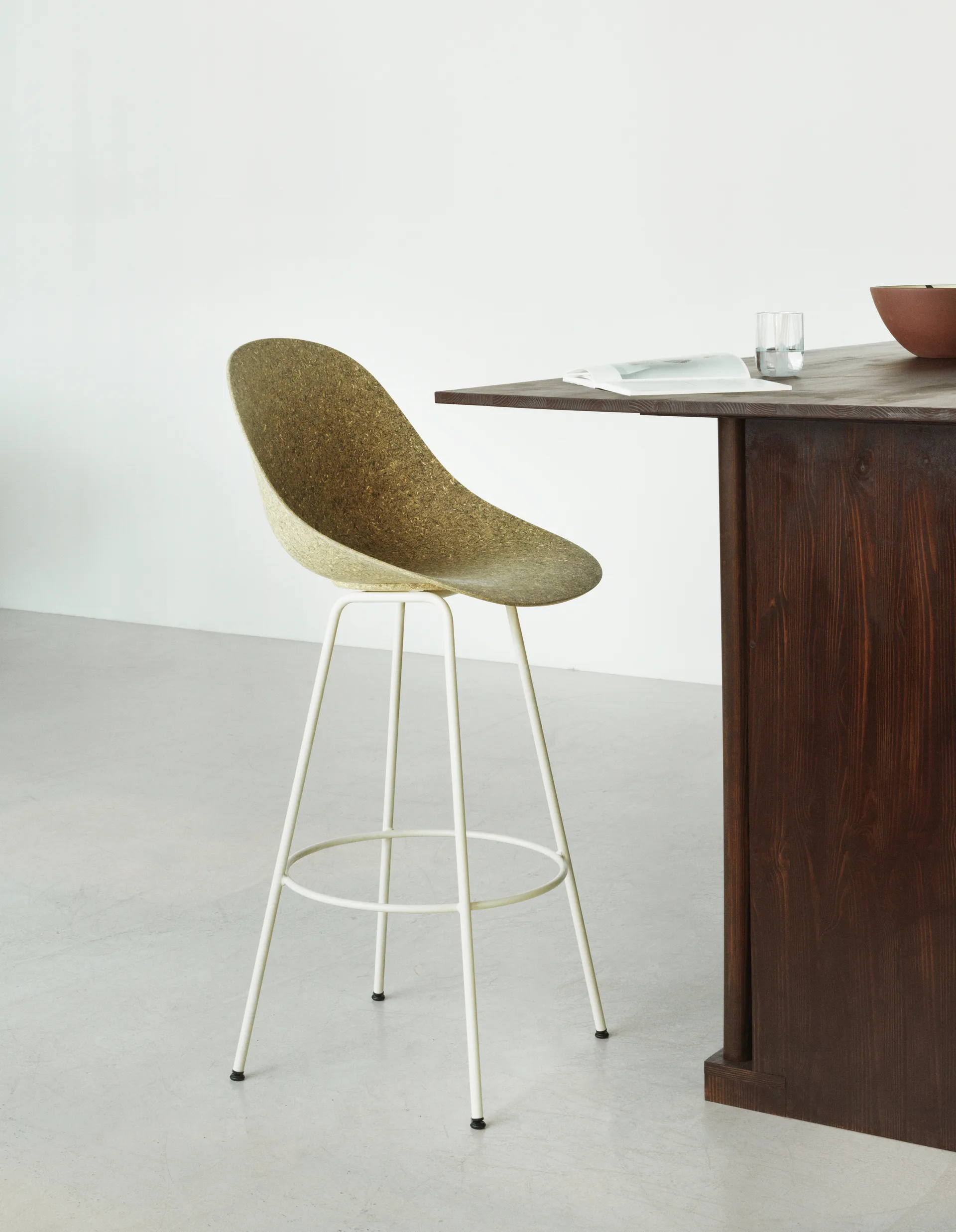 Tabouret Mat Barstool 75 cm, Seaweed-cream steel Normann Copenhagen