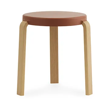 Tabouret Tap - caramel, pieds en chêne - Normann Copenhagen