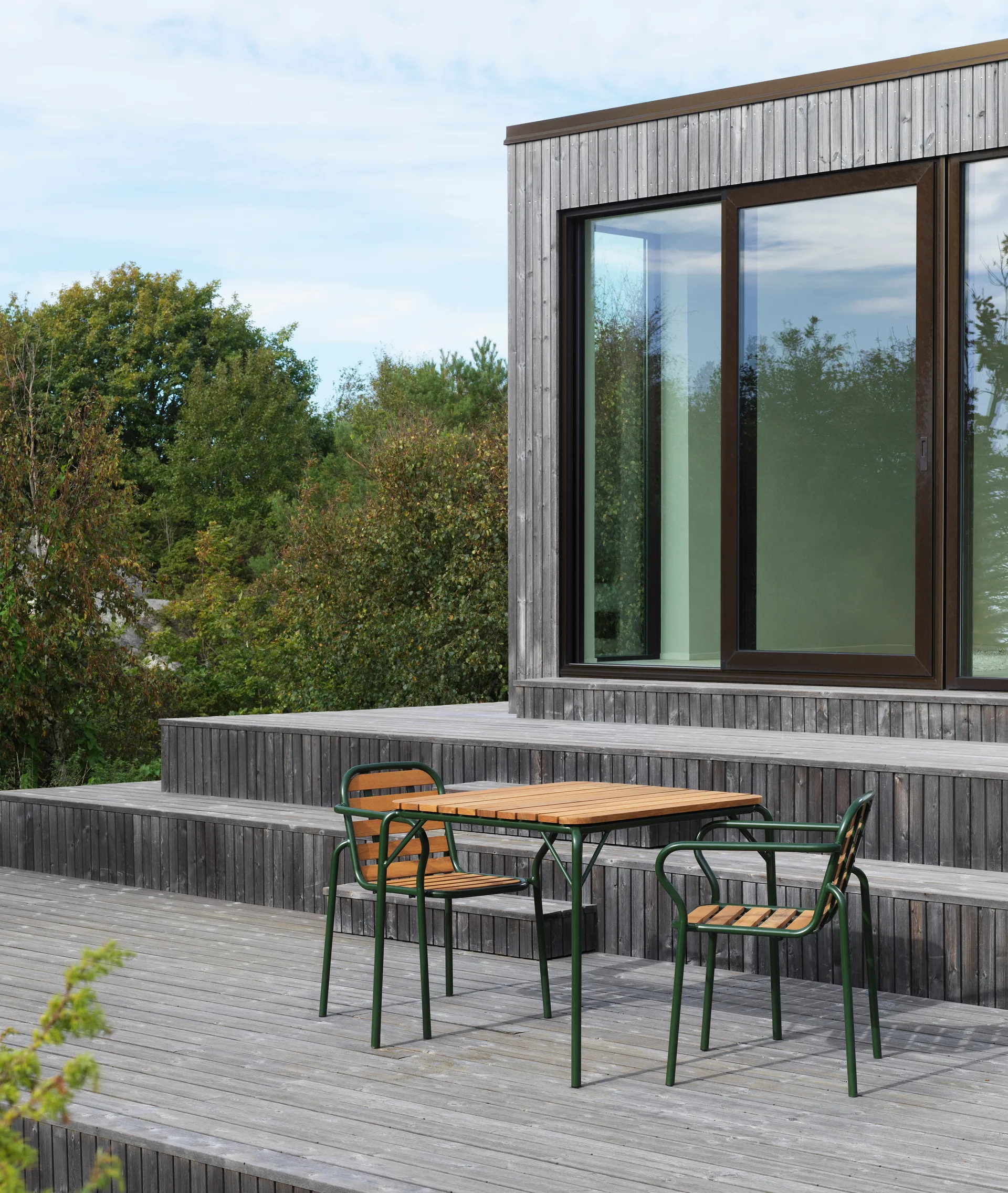 Vig Robinia Armchair, Green Normann Copenhagen