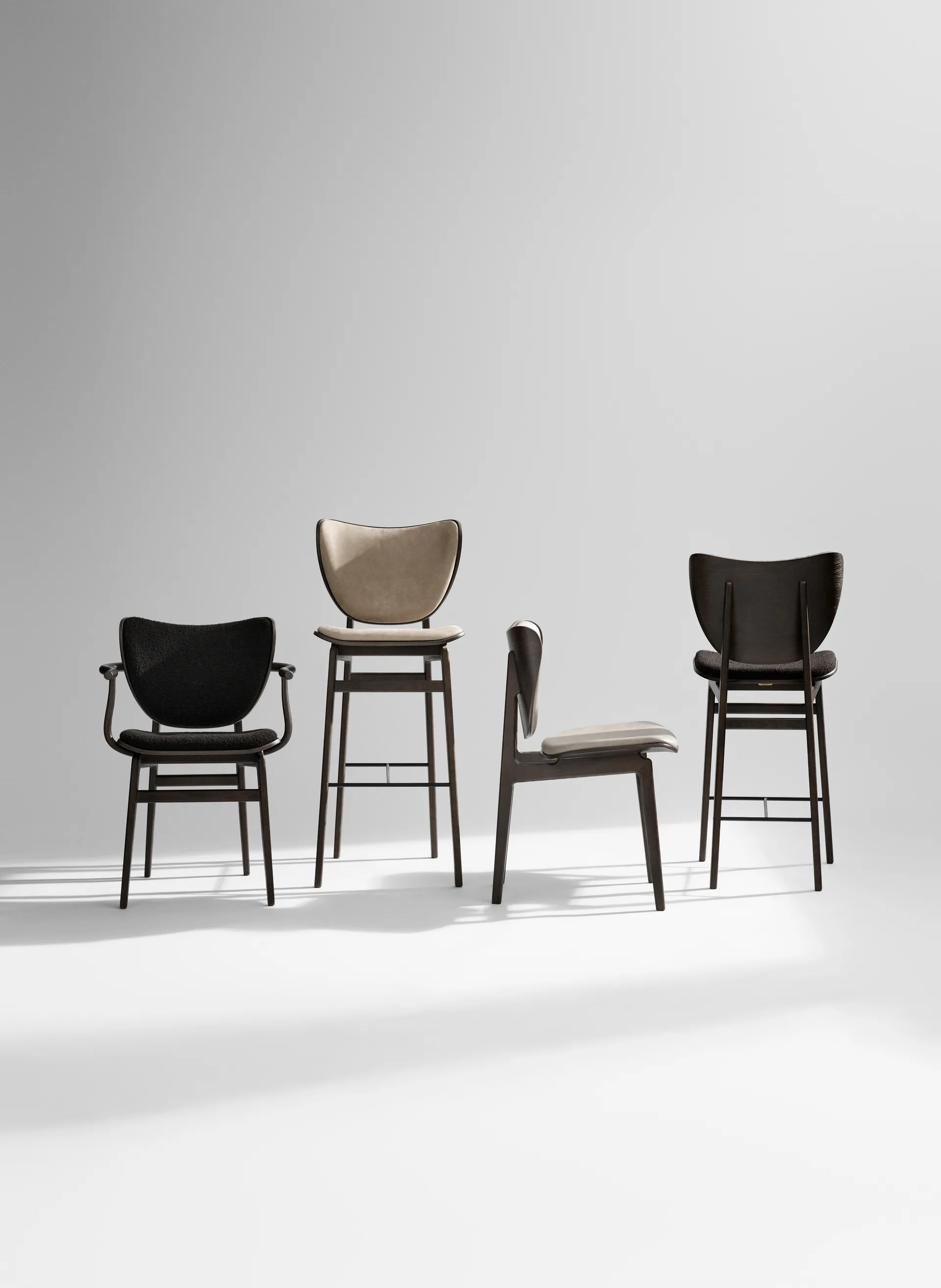 Tabouret de bar Elephant, Léger fumé, 65 cm NORR11