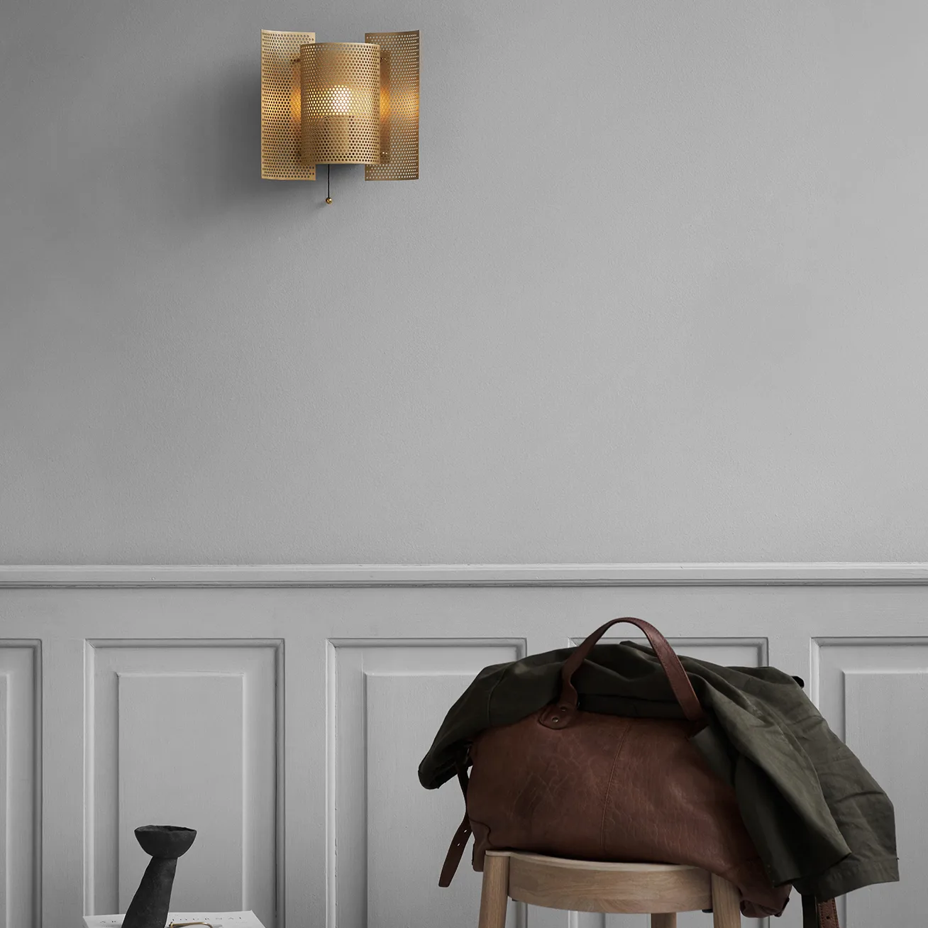 Applique murale perforée Butterfly, Laiton Northern