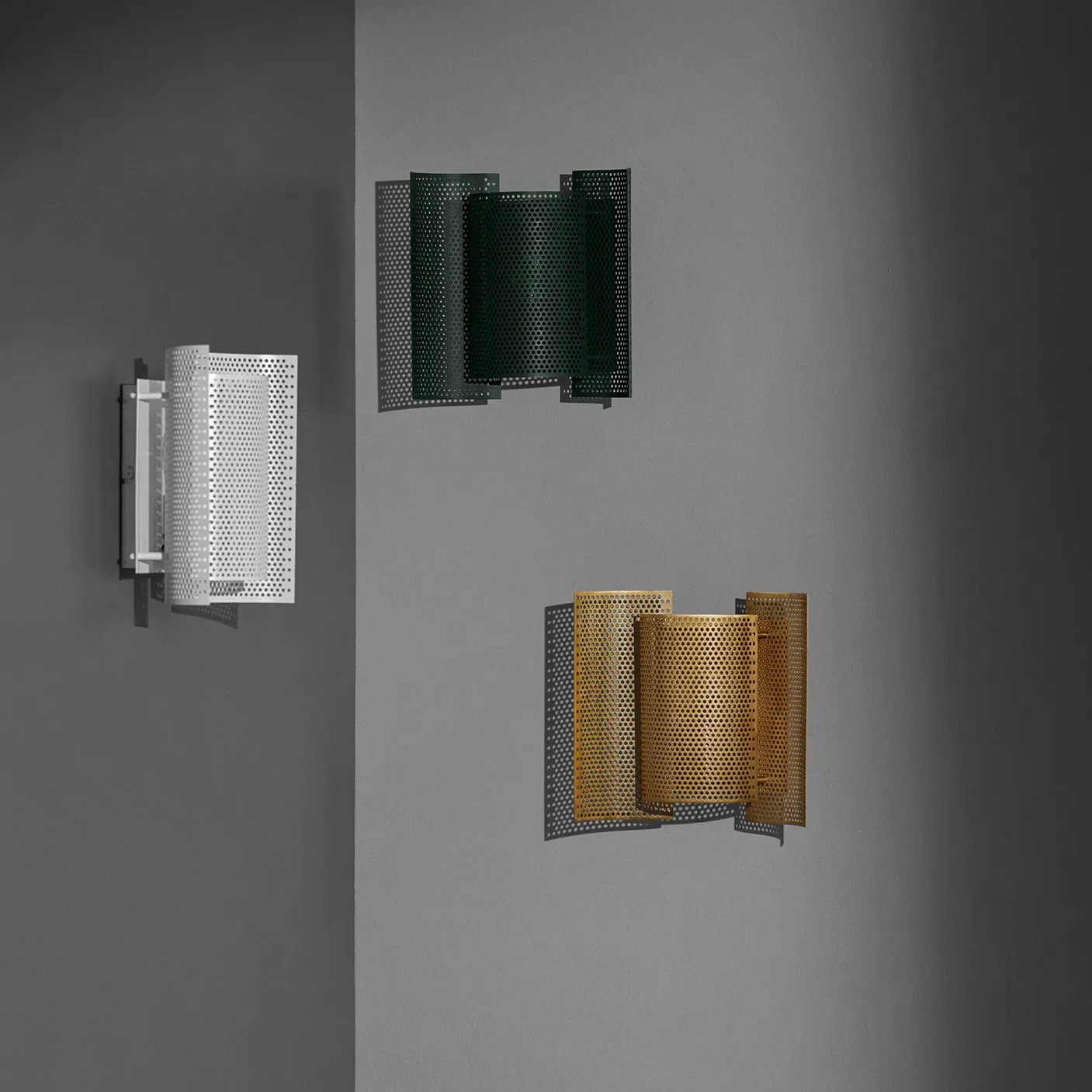 Applique murale perforée Butterfly, Laiton Northern