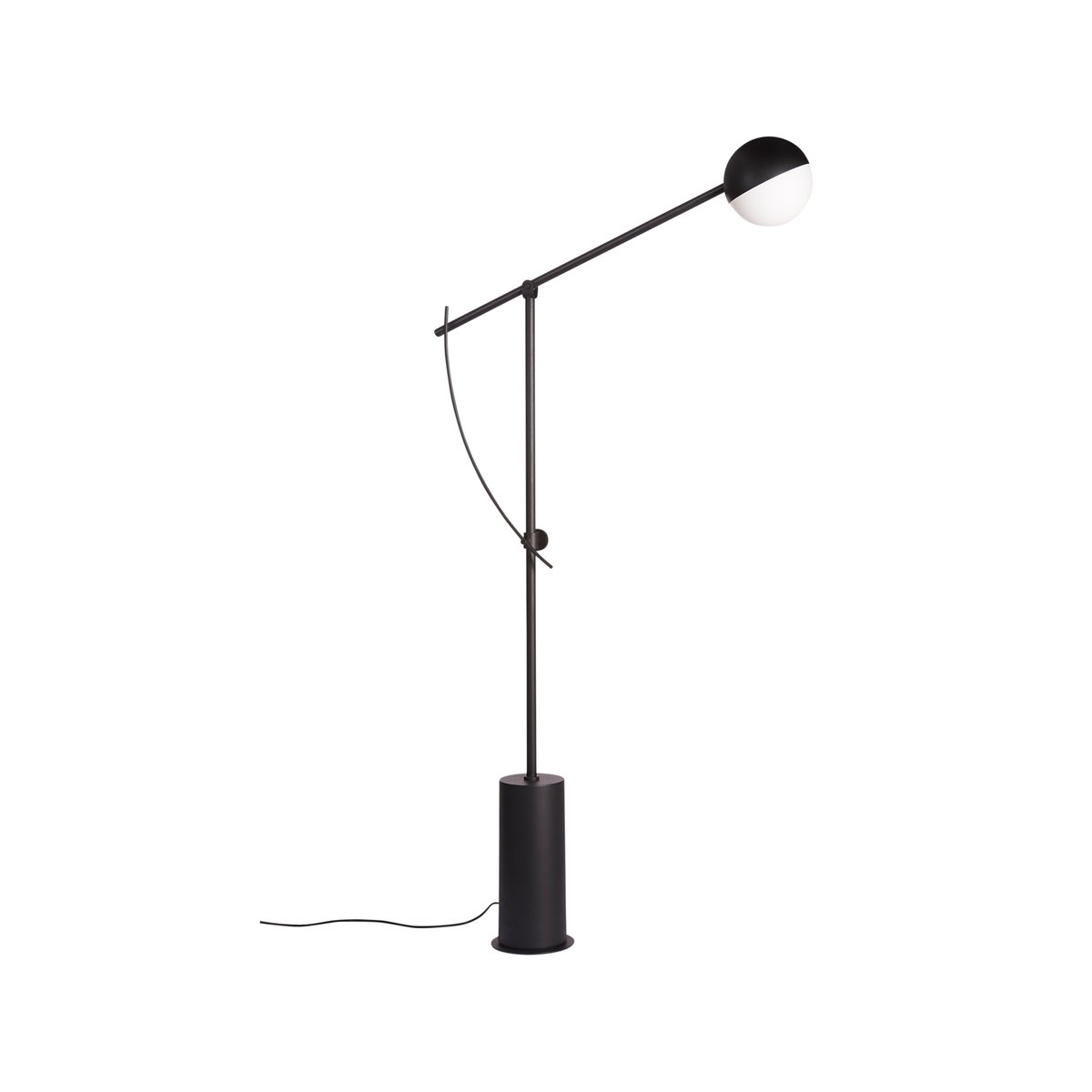 Northern Lampadaire Balancer black mat | Design Scandinave | Lampes sur pieds | Noir
