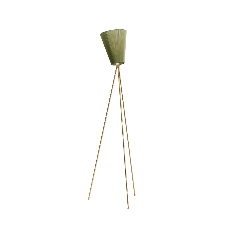 Lampadaire Oslo Wood, olive green, structure dorée Northern