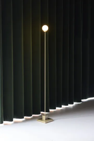 Lampadaire portable Snowball 122 cm - Laiton - Northern