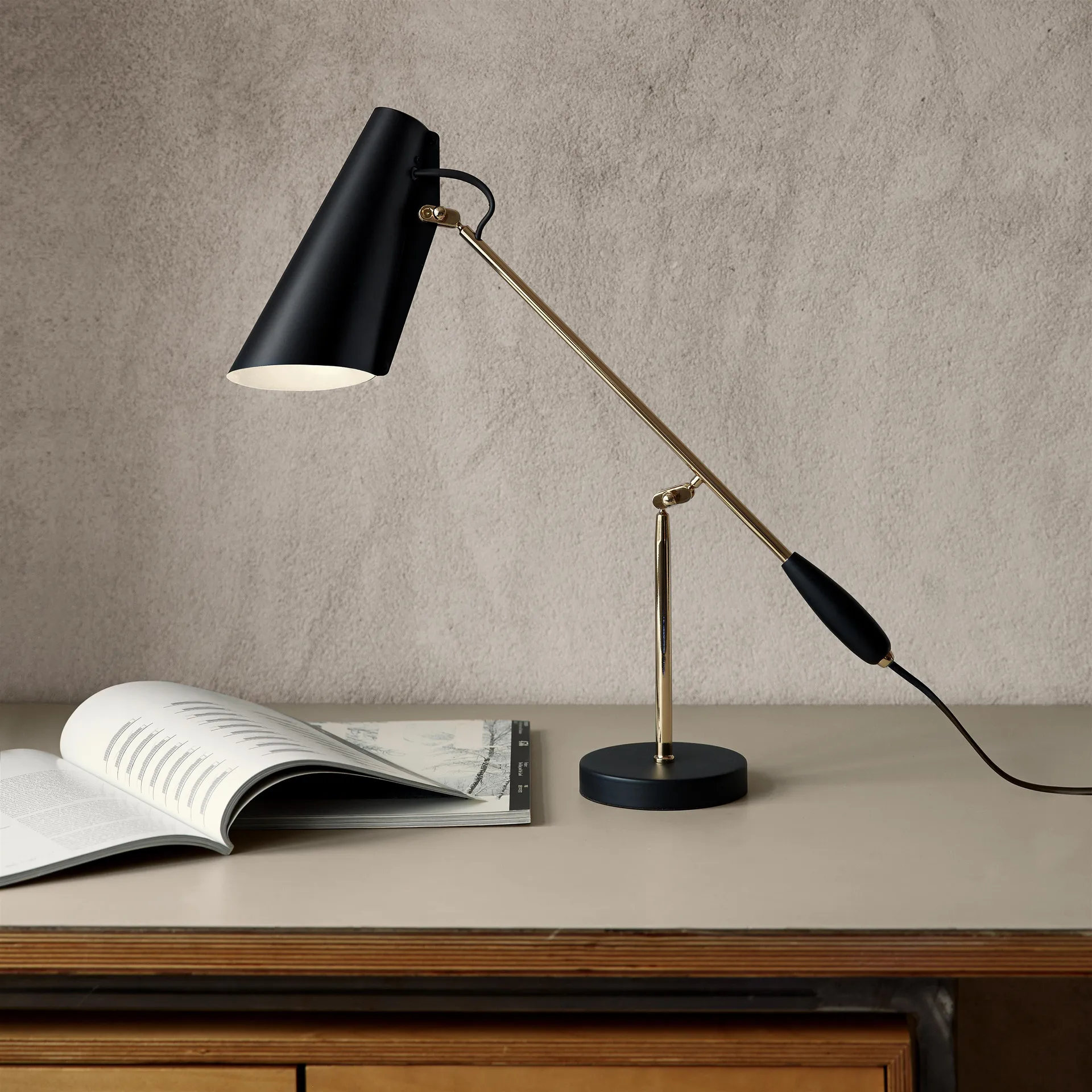 Lampe de table Birdy, noir-laiton Northern