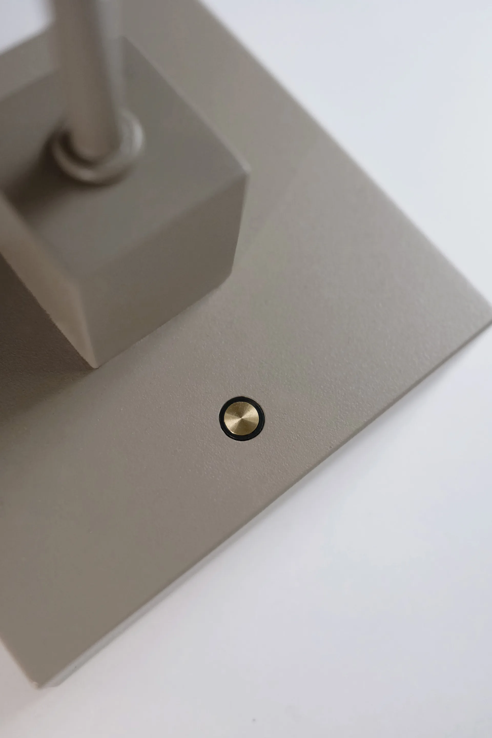 Lampe de table portable Snowball 33 cm, Grey beige Northern