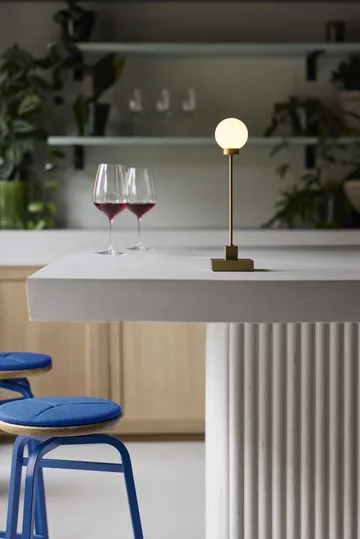 Lampe de table portable Snowball 33 cm - Laiton - Northern