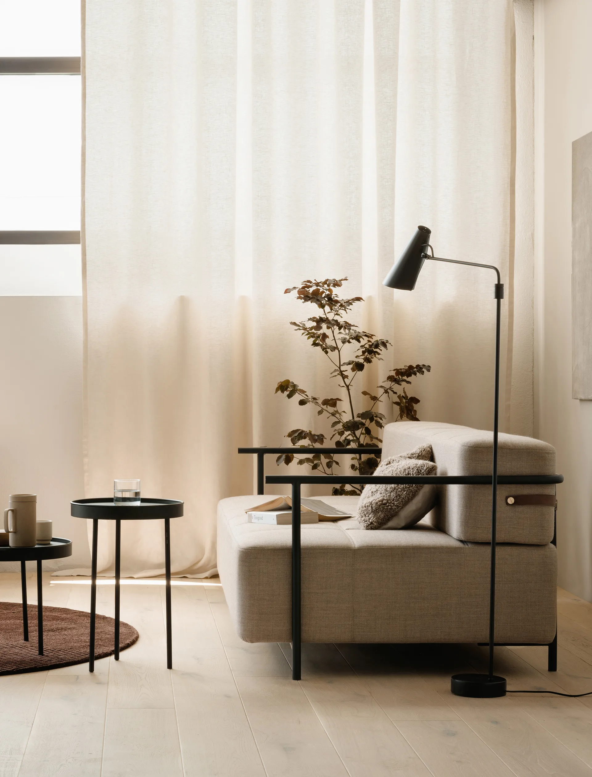Lampe sur pied Birdy swing, Noir-noir Northern