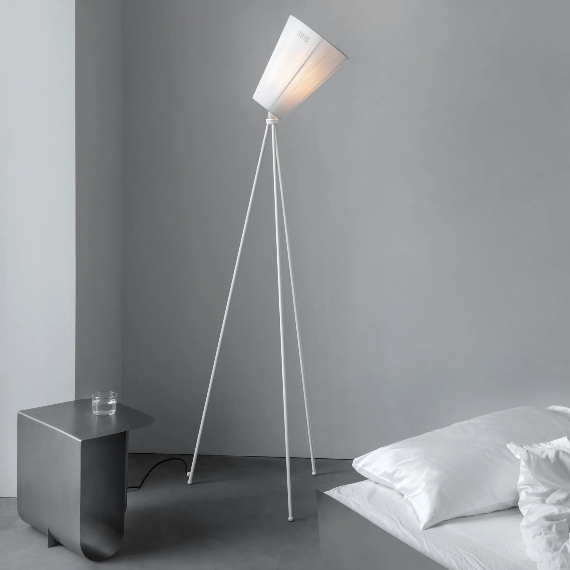 Lampe sur pied Oslo Wood abat-jour, Blanc Northern